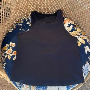 Vuori Elevation Plyo Tank